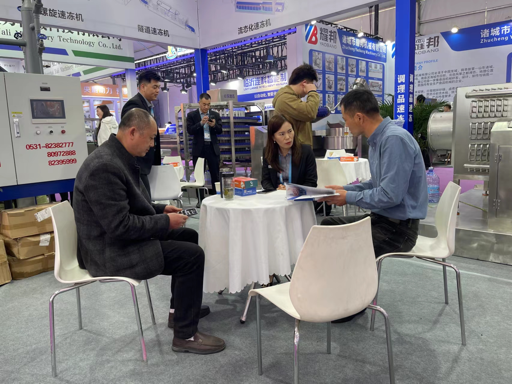 武汉良之隆开展首日，捷迅速冻机咨询火爆